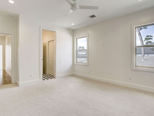 1514 Chantilly Lane, Houston TX 77018