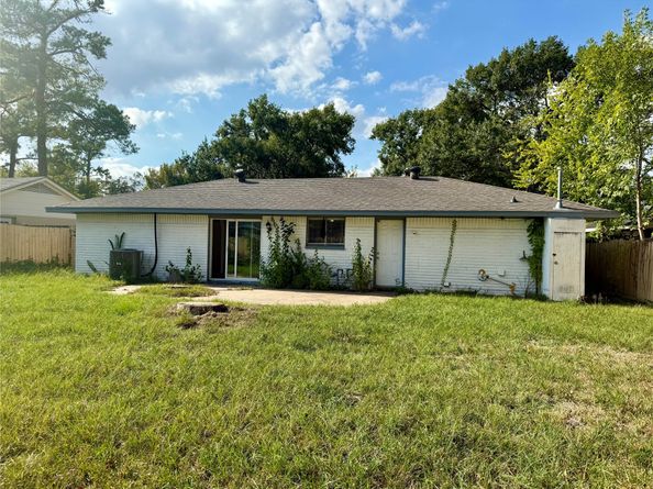 9350 Guywood Street, Houston TX 77040