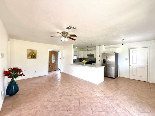 9350 Guywood Street, Houston TX 77040