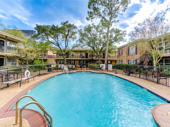 3224 Timmons Lane 155, Houston TX 77027