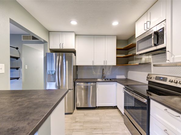 3224 Timmons Lane 155, Houston TX 77027