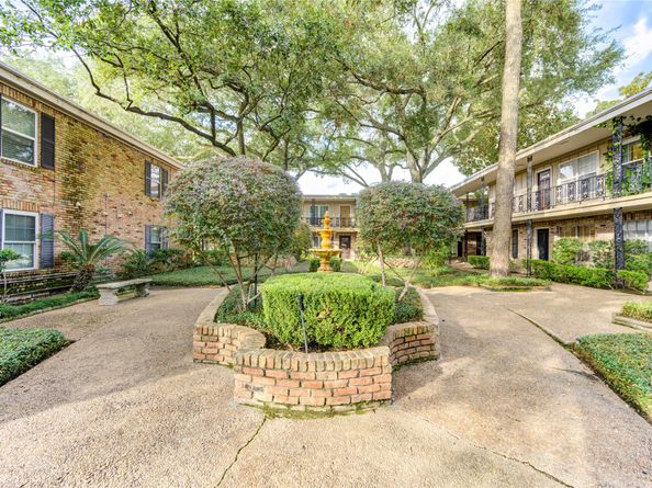 3224 Timmons Lane 155, Houston TX 77027