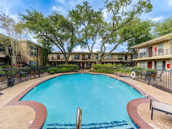 3224 Timmons Lane 155, Houston TX 77027