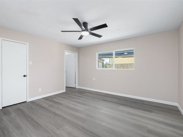 9806 Sagebark Drive, Houston TX 77089