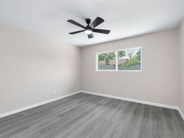 9806 Sagebark Drive, Houston TX 77089