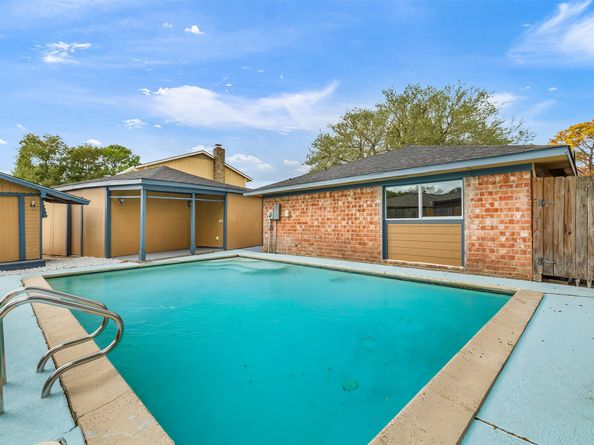 9806 Sagebark Drive, Houston TX 77089