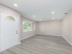 9806 Sagebark Drive, Houston TX 77089