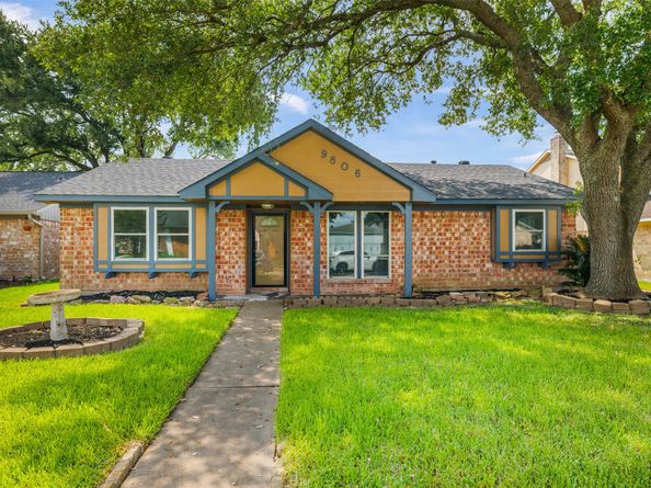 9806 Sagebark Drive, Houston TX 77089