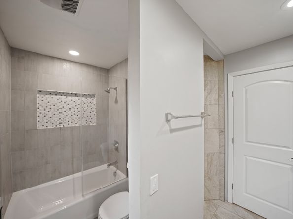 5135 Loch Lomond Drive, Houston TX 77096