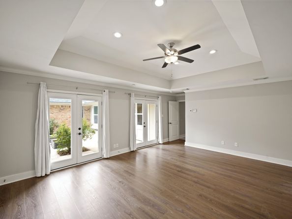 5135 Loch Lomond Drive, Houston TX 77096