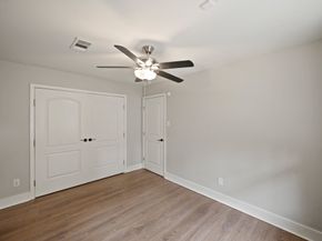 5135 Loch Lomond Drive, Houston TX 77096