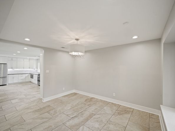 5135 Loch Lomond Drive, Houston TX 77096