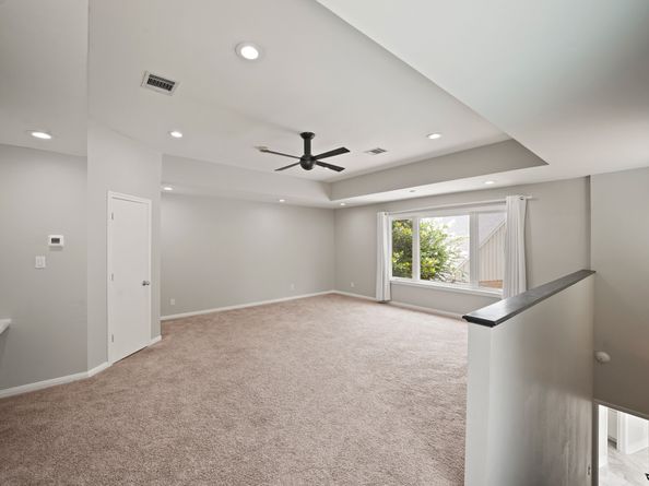 5135 Loch Lomond Drive, Houston TX 77096