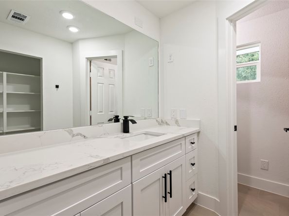 4315 Brookhead Trail, Houston TX 77066