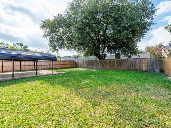 4315 Brookhead Trail, Houston TX 77066