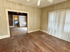 7809 Capitol Street, Houston TX 77012