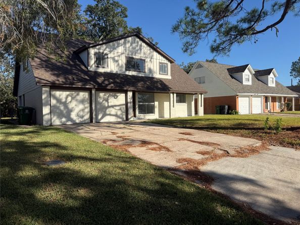 5615 Greylog Drive, Houston TX 77048