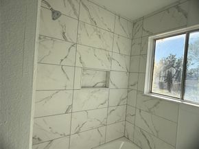 5615 Greylog Drive, Houston TX 77048