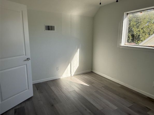 5615 Greylog Drive, Houston TX 77048