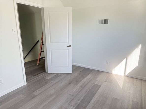 5615 Greylog Drive, Houston TX 77048