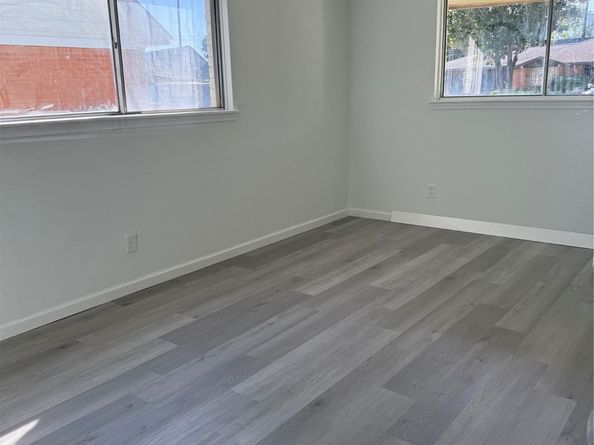 5615 Greylog Drive, Houston TX 77048