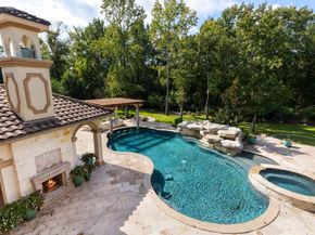 15 Estancia Place, The Woodlands TX 77389