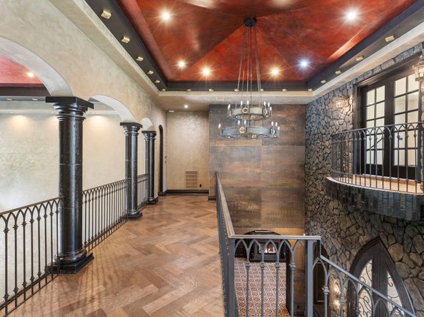 15 Estancia Place, The Woodlands TX 77389