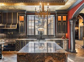 15 Estancia Place, The Woodlands TX 77389