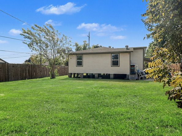 4421 Caplin Street, Houston TX 77026