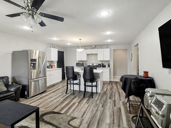 4421 Caplin Street, Houston TX 77026