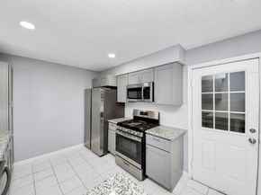 6031 Dellfern Drive, Houston TX 77035