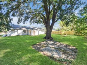 6031 Dellfern Drive, Houston TX 77035