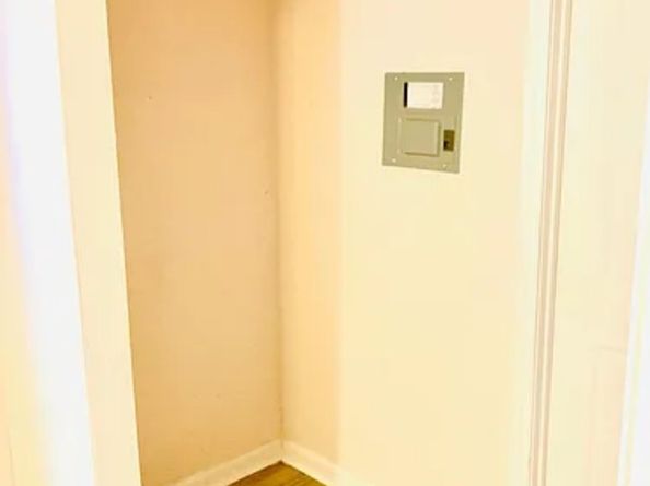 7339 Mountbatten Road, Houston TX 77033