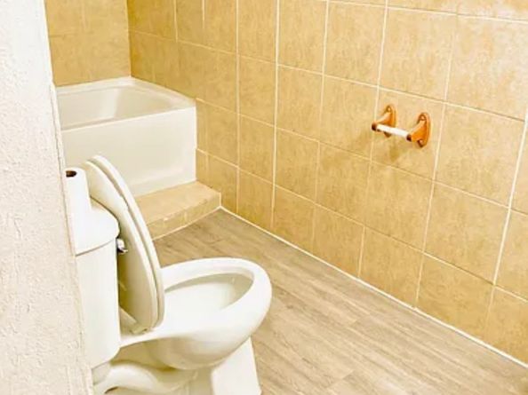 7339 Mountbatten Road, Houston TX 77033