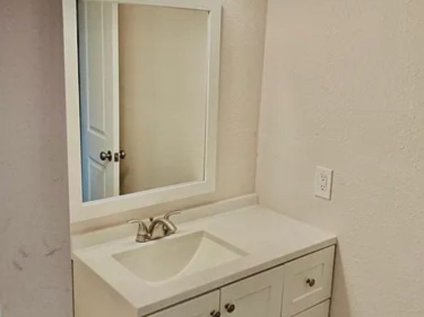 7339 Mountbatten Road, Houston TX 77033