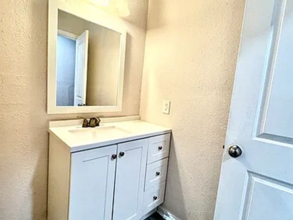 7339 Mountbatten Road, Houston TX 77033