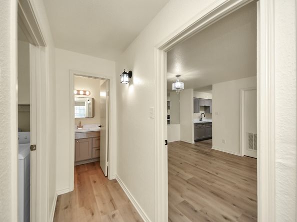 6500 Sands Point Drive 804, Houston TX 77074