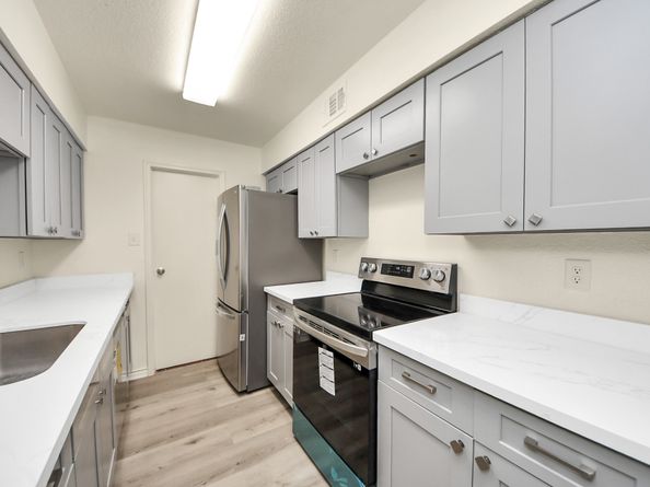 6500 Sands Point Drive 804, Houston TX 77074