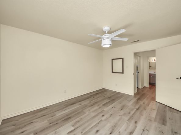 6500 Sands Point Drive 804, Houston TX 77074