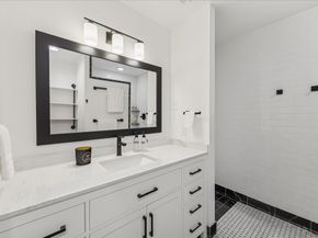 45 Patti Lynn Lane, Houston TX 77024