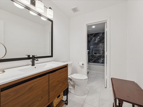 45 Patti Lynn Lane, Houston TX 77024