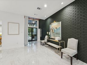 45 Patti Lynn Lane, Houston TX 77024