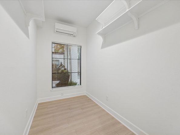 45 Patti Lynn Lane, Houston TX 77024