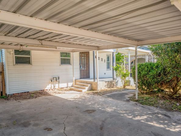 4221 E Toliver Street, Houston TX 77016