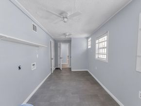 4221 E Toliver Street, Houston TX 77016