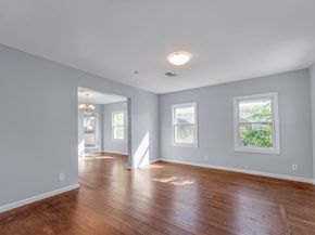 4221 E Toliver Street, Houston TX 77016