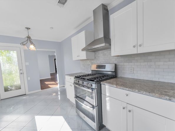 4221 E Toliver Street, Houston TX 77016