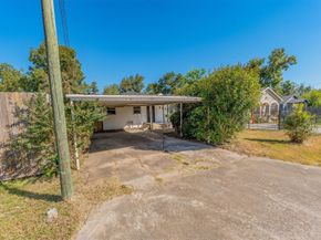 4221 E Toliver Street, Houston TX 77016