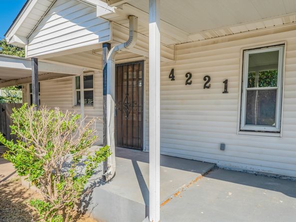 4221 E Toliver Street, Houston TX 77016