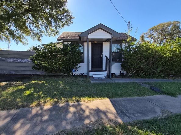 8850 Howard Drive, Houston TX 77017